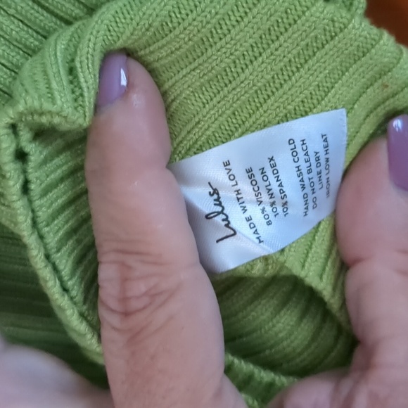Lulu's* ladies size M Knit faux wrap lime green top, sleeveless cross fr… - Picture 8 of 12